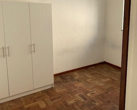 To Let 2 Bedroom Property for Rent in Vredehoek Western Cape